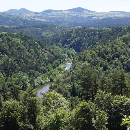 Bed & Breakfast Domaine De La Planche De Melussac