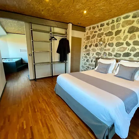 Bed & Breakfast Domaine De La Planche De Melussac Cussac-sur-Loire