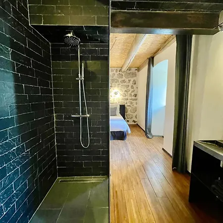 Domaine De La Planche De Melussac 4*