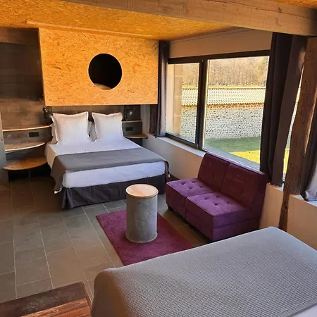 Domaine De La Planche De Melussac Nocleg ze śniadaniem 4*