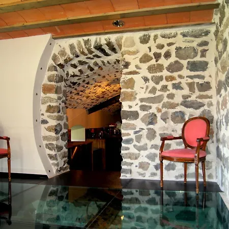 Domaine De La Planche De Melussac 4*
