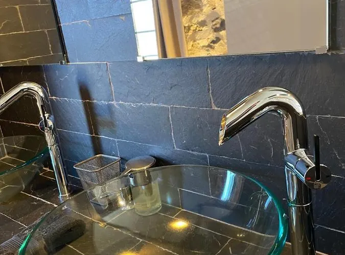 Nocleg ze śniadaniem Domaine De La Planche De Melussac Cussac-sur-Loire