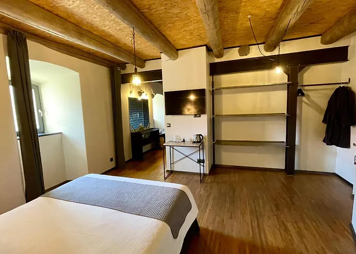 Nocleg ze śniadaniem Domaine De La Planche De Melussac 4*