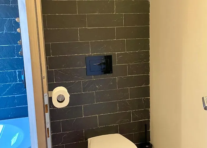 Nocleg ze śniadaniem Domaine De La Planche De Melussac 4*