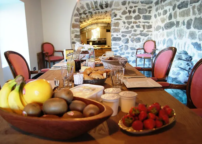 Domaine De La Planche De Melussac 4*